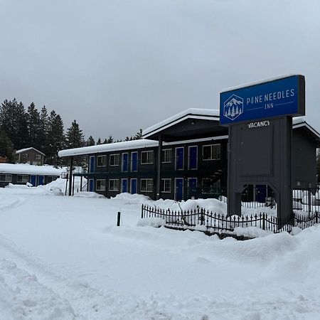 Pine Needles Inn 마운트샤스타 외부 사진