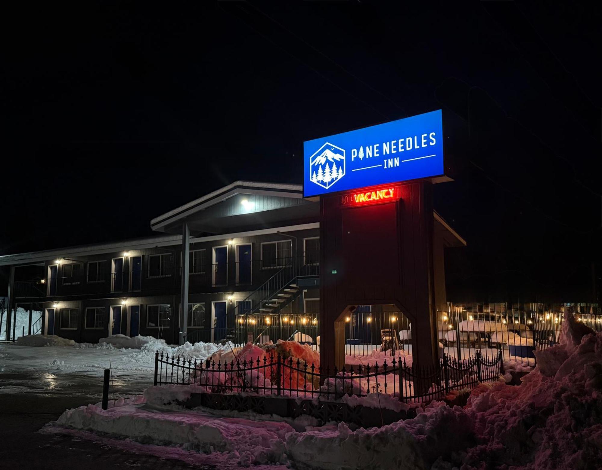 Pine Needles Inn 마운트샤스타 외부 사진