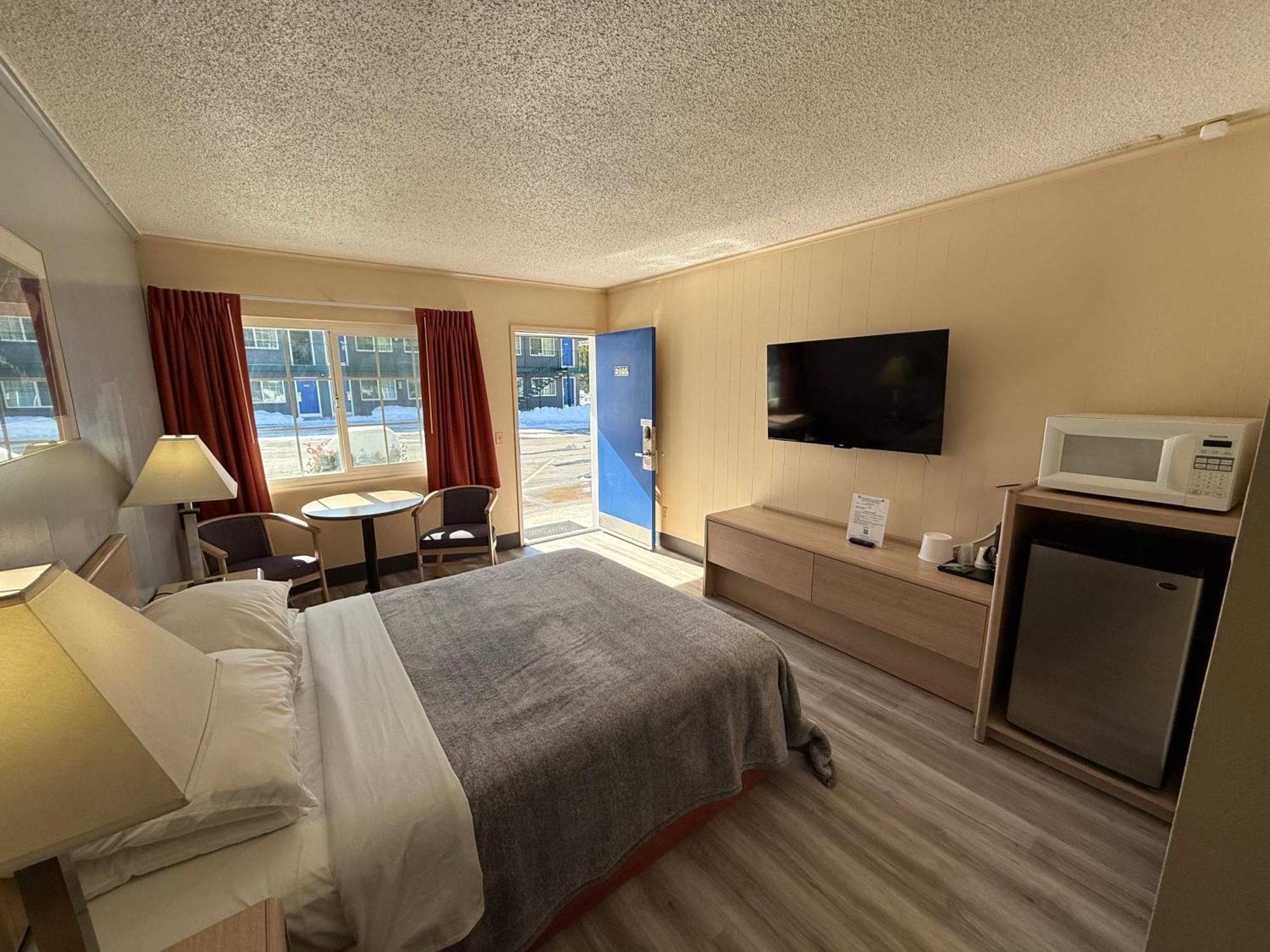 Pine Needles Inn 마운트샤스타 외부 사진