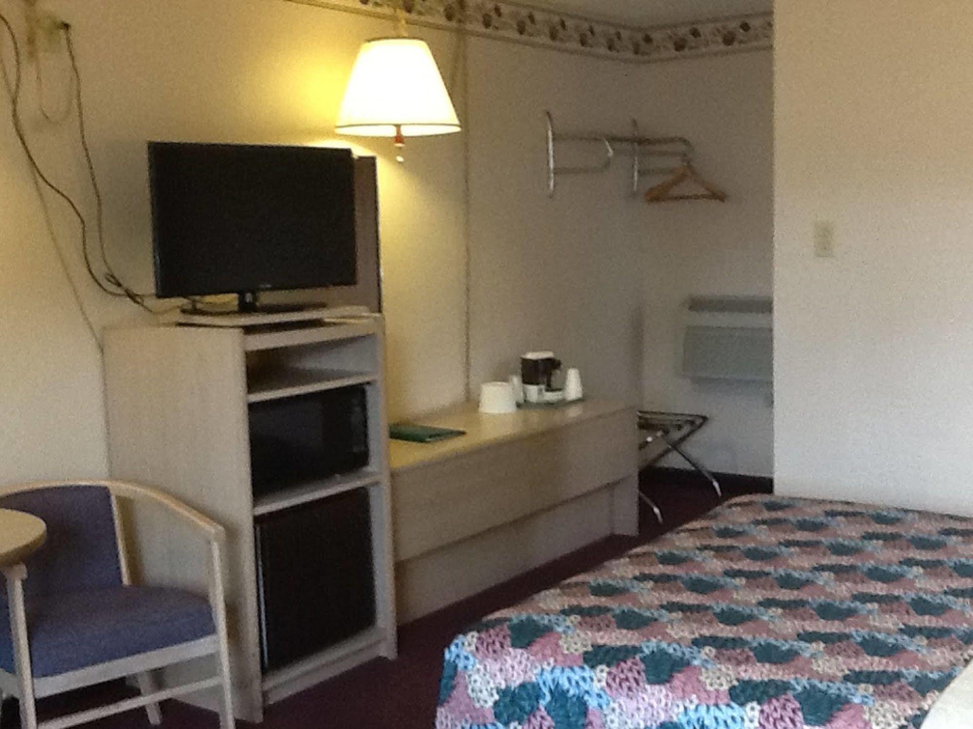 Pine Needles Inn 마운트샤스타 외부 사진